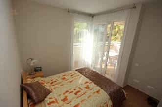 Thumbnail von ***Neuwertige 3-Zimmer-Wohnung in schöner Wohnanlage mit mediterranem Garten und zwei Gemeinschaftspools***