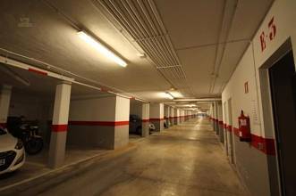 Thumbnail von ***Neuwertige 3-Zimmer-Wohnung in schöner Wohnanlage mit mediterranem Garten und zwei Gemeinschaftspools***