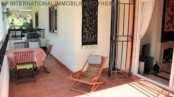 Thumbnail von **Grosse 3 Zimmer Wohnung in NUEVA ANDALUCIA - COSTA DEL SOL**