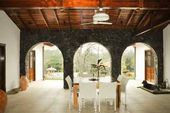 Thumbnail von 20.000 m² hochwertiges Anwesen (Haupthaus, Gästehaus, Pool) bei San Bernardino, Paraguay