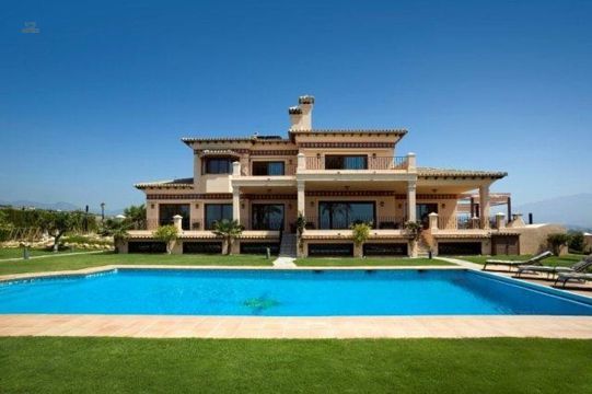 Luxus-Villa in Benahavis R2524703 