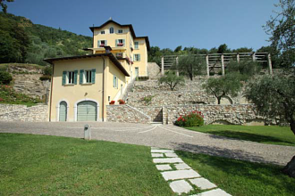 Thumbnail von Propiedad de lujo en Gargnano con vistas al lago y piscina
