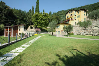 Thumbnail von Propiedad de lujo en Gargnano con vistas al lago y piscina