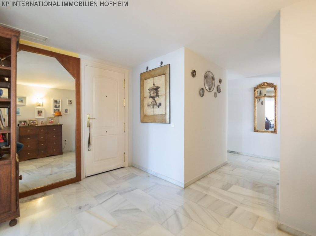 Thumbnail von ***Attraktive Dachgeschoss-Wohnung***