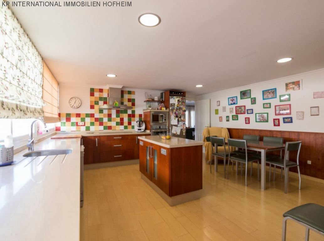 Thumbnail von ***Attraktive Dachgeschoss-Wohnung***