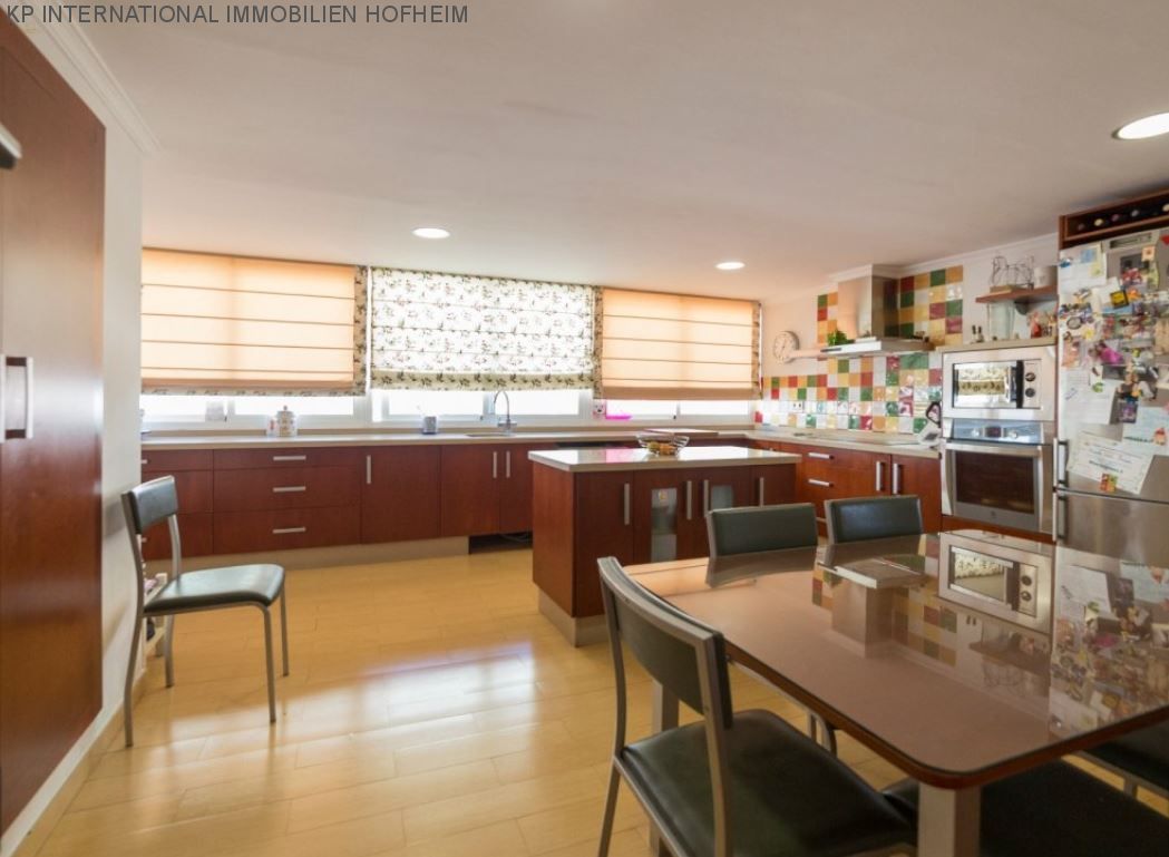 Thumbnail von ***Attraktive Dachgeschoss-Wohnung***