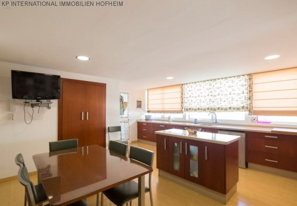 Thumbnail von ***Attraktive Dachgeschoss-Wohnung***