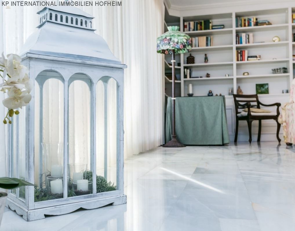 Thumbnail von ***Attraktive Dachgeschoss-Wohnung***