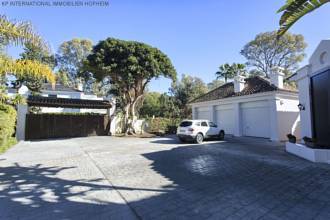 Thumbnail von ***Absolute Luxusvilla mit bester Ausstattung in zweiter Strandreihe!***