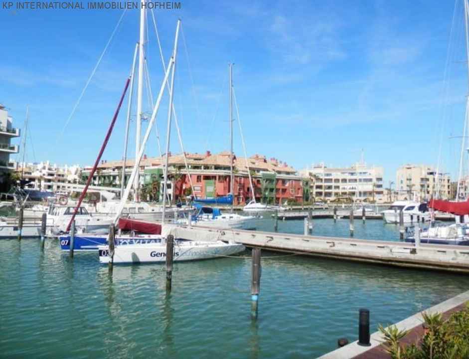 ***Wunderschöne Hafenwohnung in  Puerto de Sotogrande***