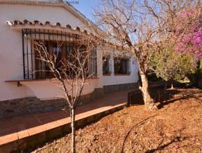 Thumbnail von ***Schönes Chalet in traumhafter Lage mit  Pool und Garage***