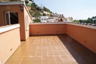 Thumbnail von ***Großzügige Villa mit Pool und Garage***