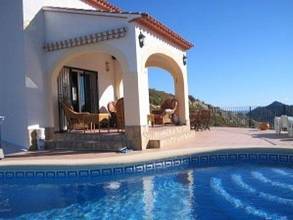 Thumbnail von ***Wunderschöne Villa mit einer atemberaubenden Aussicht***