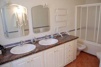 Thumbnail von ***Neuwertige Villa mit Pool in Marquesa V***