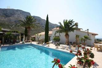 Thumbnail von ***Sehr gepflegtes Anwesen mit Pool und herrlichem Steingarten in außergewöhnlich guter Aussichtslage nahe Denia***