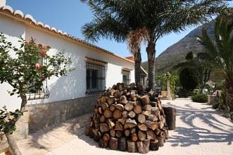 Thumbnail von ***Sehr gepflegtes Anwesen mit Pool und herrlichem Steingarten in außergewöhnlich guter Aussichtslage nahe Denia***