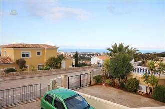 Thumbnail von ***Neuwertige Villa mit Meerblick und privatem Garten***