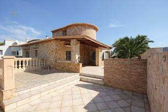 Thumbnail von ***Eine Villa wie eine Burg mit schönem Meer- und Panoramablick***