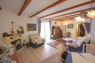 Thumbnail von ***Villa mit beheizbarem Pool und herrlichem Meerblick, 2 unabhängige Wohnungen, Zentralheizung , Kamin, Alarmanlage, Carport, Terrasse etc.***