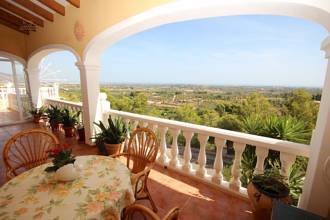 Thumbnail von ***Villa mit beheizbarem Pool und herrlichem Meerblick, 2 unabhängige Wohnungen, Zentralheizung , Kamin, Alarmanlage, Carport, Terrasse etc.***