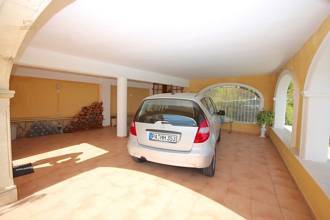 Thumbnail von ***Villa mit beheizbarem Pool und herrlichem Meerblick, 2 unabhängige Wohnungen, Zentralheizung , Kamin, Alarmanlage, Carport, Terrasse etc.***