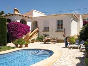 Thumbnail von ***Sehr gepflegte und stadtnahe Villa mit Pool***