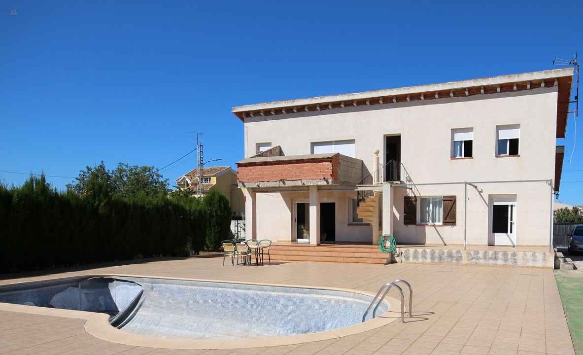 ***Finca in El Vergel mit Pool, 5 Schlafzimmern, 3 Bädern, Heizung und Klimaanlage***