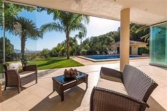 Thumbnail von ***Neuwertige Luxusvilla mit unverbaubarer Meersicht, Pool, Wintergarten, 2 Garagen und herrlichem Garten***