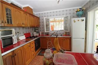 Thumbnail von ***Reihenhaus mit Einliegerwohnung und Gemeinschaftspool***