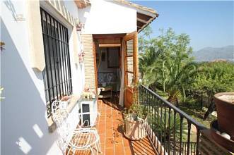 Thumbnail von ***Reihenhaus mit Einliegerwohnung und Gemeinschaftspool***