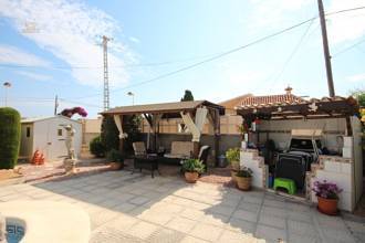 Thumbnail von ***Renovierte Villa nur 200m vom Meer entfernt mit separater Wohnung und Garage***