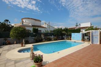 Thumbnail von ***Renovierte Villa nur 200m vom Meer entfernt mit separater Wohnung und Garage***