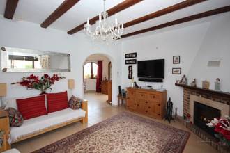 Thumbnail von ***Renovierte Villa nur 200m vom Meer entfernt mit separater Wohnung und Garage***