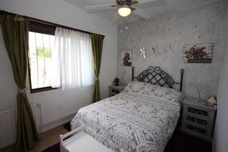 Thumbnail von ***Renovierte Villa nur 200m vom Meer entfernt mit separater Wohnung und Garage***