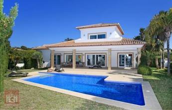Thumbnail von ***Exklusive Villa In Javea mit Pool, Fußbodenheizung und Doppelgarage***