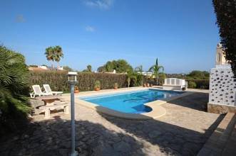 Thumbnail von ***Villa in schöner Südlage mit Tageslicht-System und viel Platz innen und außen***