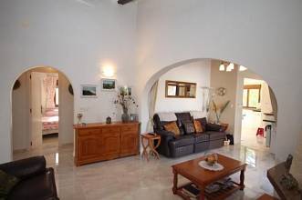 Thumbnail von ***Villa in schöner Südlage mit Tageslicht-System und viel Platz innen und außen***