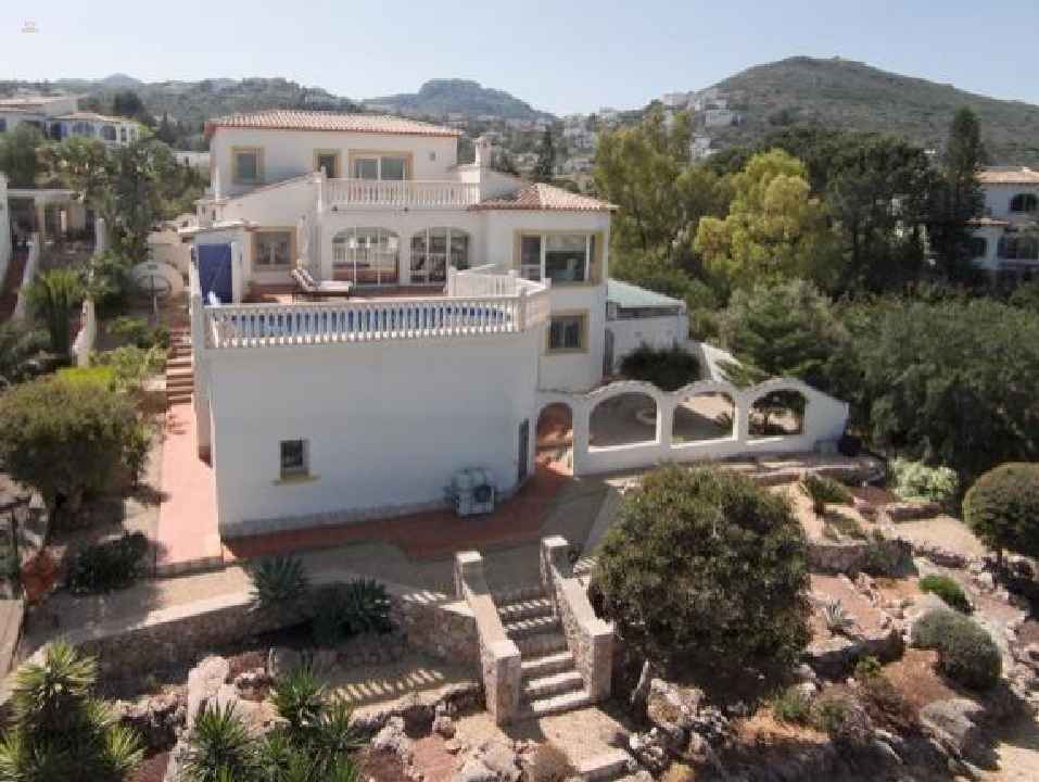 ***Schöne Villa mit herrlicher Aussicht auf das Meer und die Berge in ruhiger Lage auf dem Monte Pego***