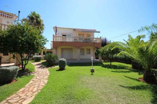 ***Neuwertige Wohnung in ruhiger Lage und in Strandnähe***