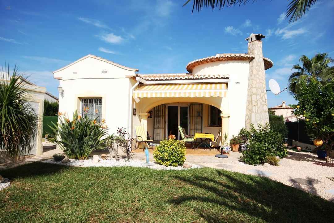 ***Villa bei Denia mit 2 Schlafzimmern in Els Poblets mit 400 qm Grundstück nur 800 m vom Meer***
