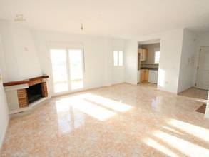 Thumbnail von ***Große renovierte Villa auf einem 1200 qm Grundstück***