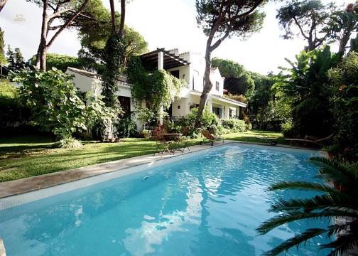 Luxus-Villa in The Golden Mile R2790422