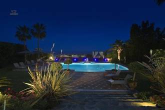 Thumbnail von Luxus-Villa in Sierra Blanca R2804303