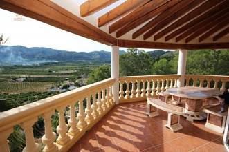 Thumbnail von ***Gepflegte und großzügige Villa mit Garage, Pool und traumhaftem Ausblick***