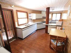 Thumbnail von ***Große Villa mit drei Wohneinheiten***