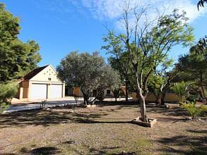 Thumbnail von ***Große Villa mit drei Wohneinheiten***