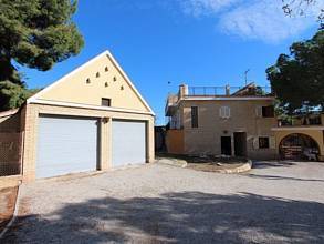 Thumbnail von ***Große Villa mit drei Wohneinheiten***