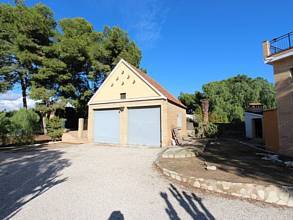 Thumbnail von ***Große Villa mit drei Wohneinheiten***