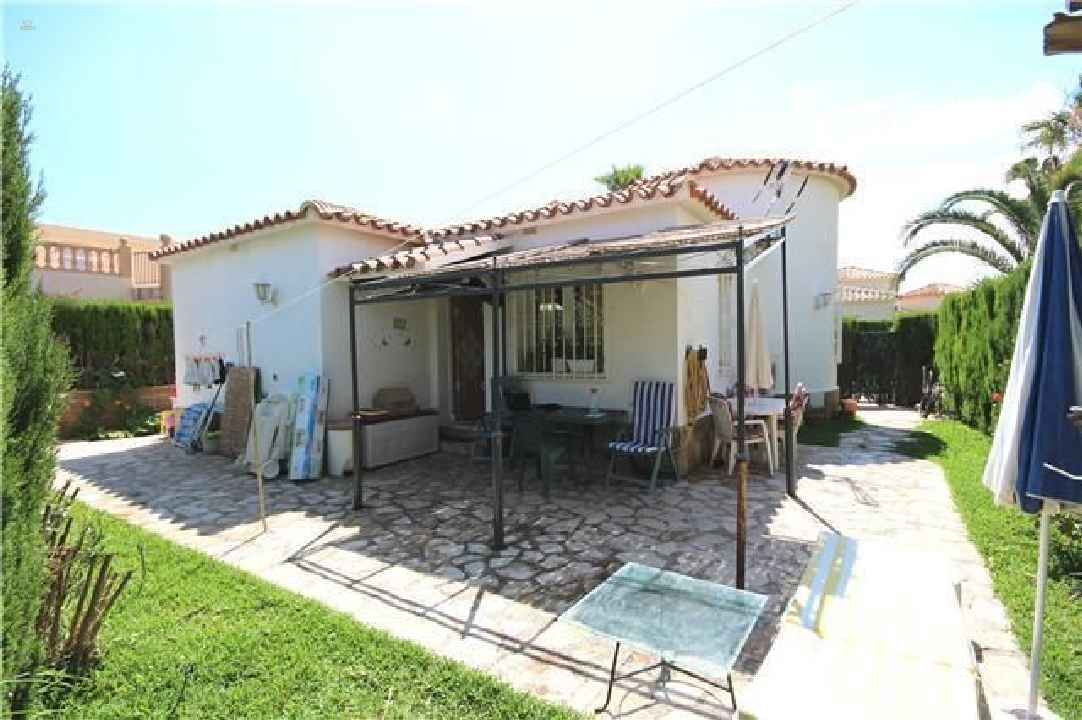 ***Gemütliche 2 SZ Villa mit BZ, Klima, Terrasse, unweit vom Golfplatz und Meer***