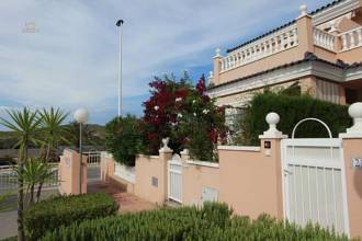 Thumbnail von ***Drei Schlafzimmer Reihenhaus in absoluter Strandnähe***